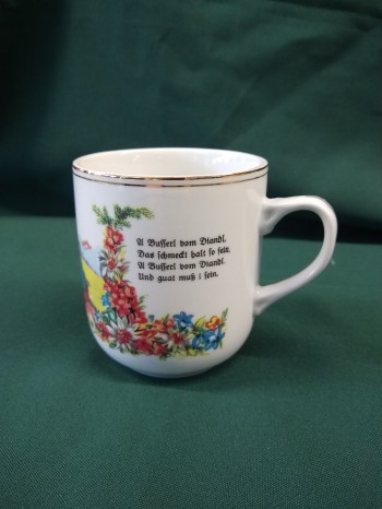 Häferl/Tasse mit Almspruch "A Busserl..."
