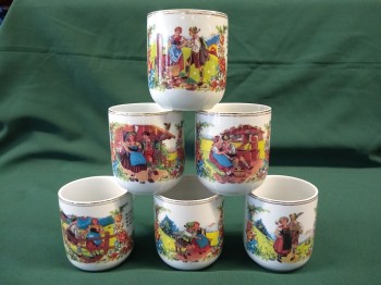 Häferl/Tasse mit Almspruch "A Busserl..."