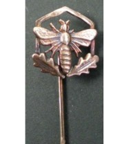 hat pin - bee master