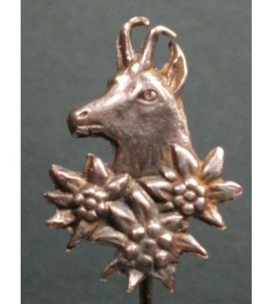 hat pin - hubertus deer - clone - clone