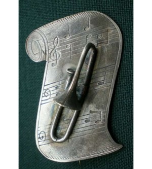 ANSTECKNADEL POSAUNE NOTENBLATT