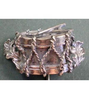 ANSTECKNADEL TROMMEL