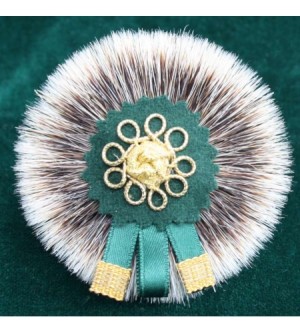 DACHSRADL MIT GOLDSTICKEREI