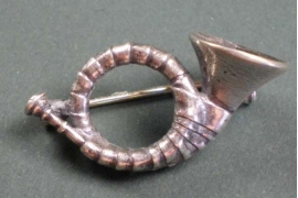 pin - hunting horn