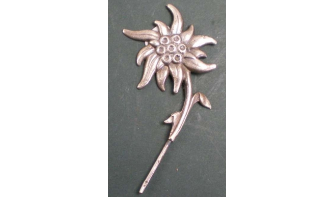 hat pin - edelweiss small